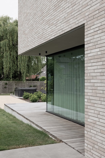 Project GANZ Architect Tom Mahieu